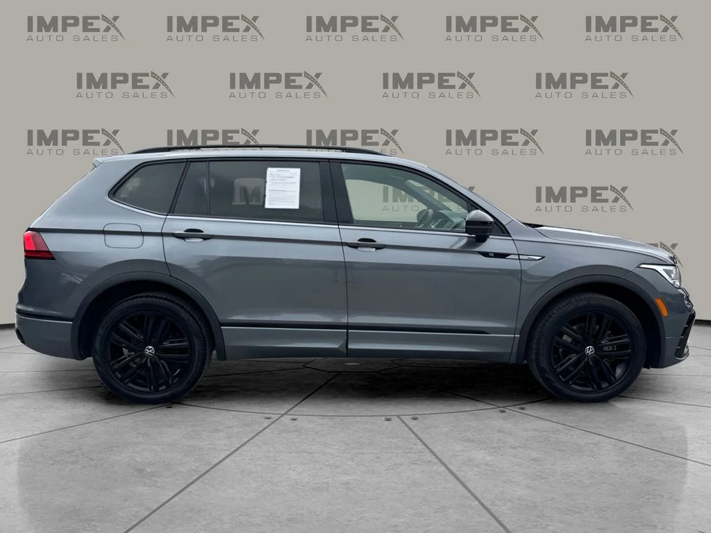 Used 2022 Gray Volkswagen 2.0T SE R-Line Black image 6