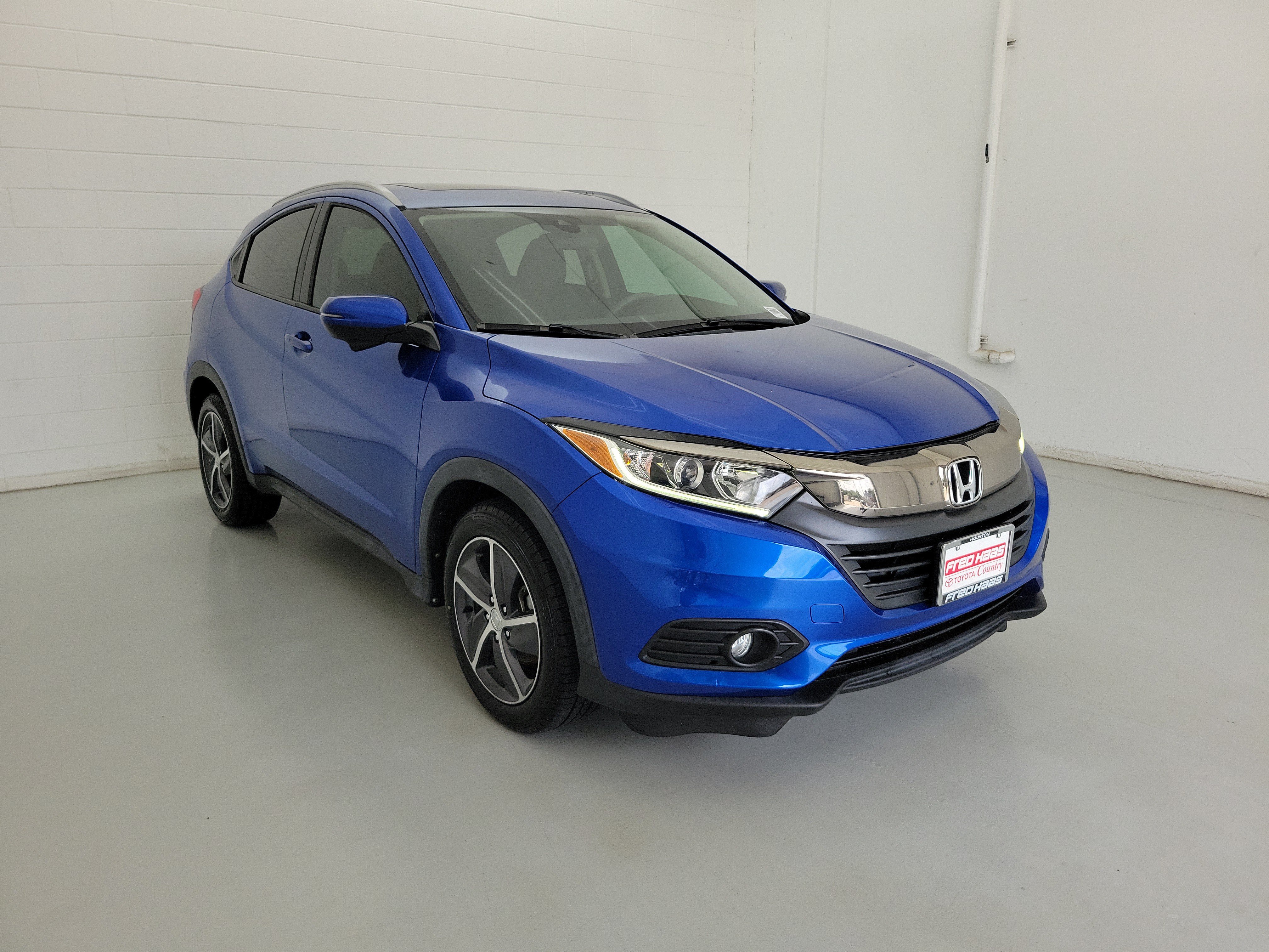 Used 2022 Blue Honda EX image 4