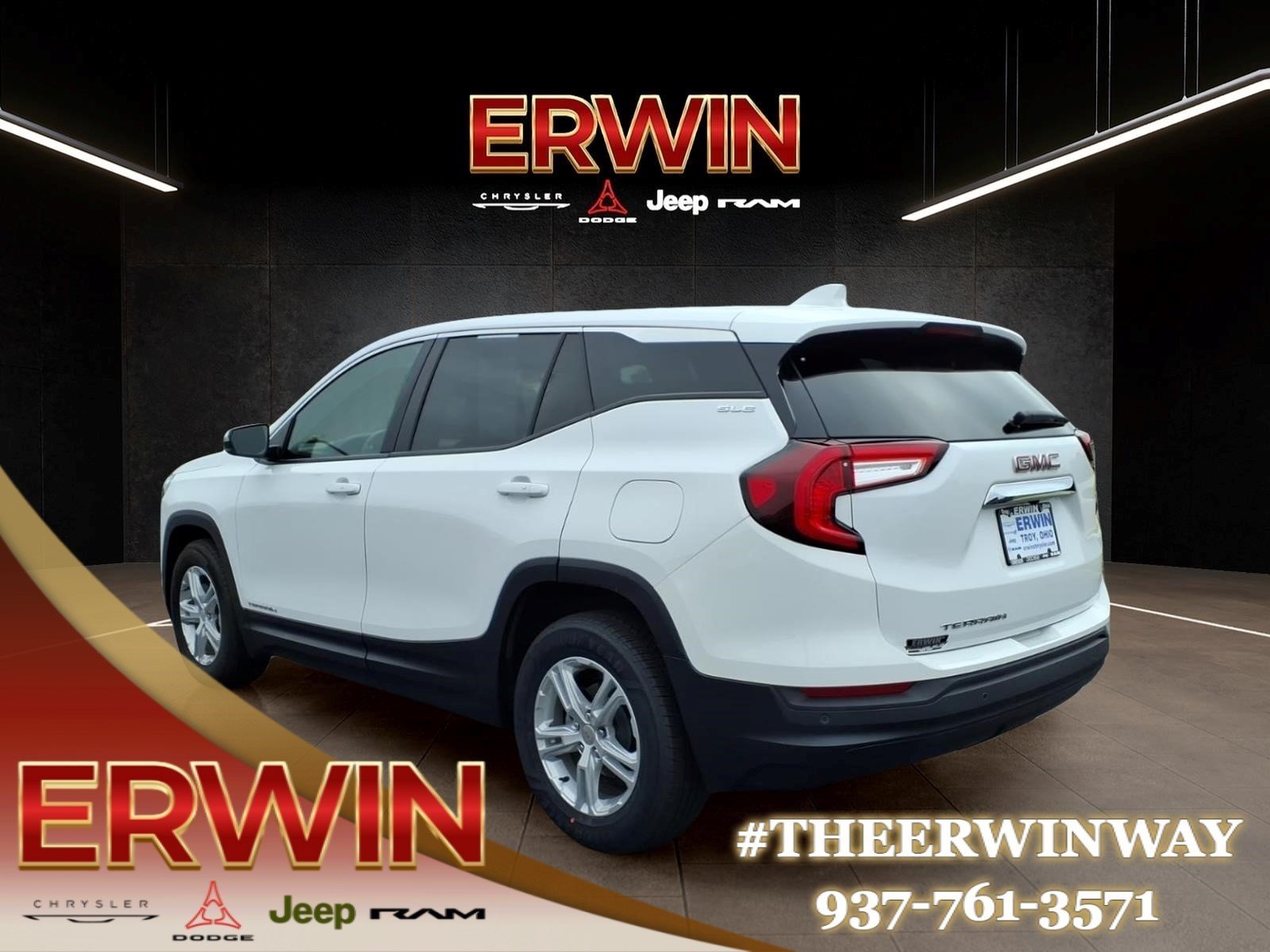 Used 2023 Summit White GMC SLE image 5