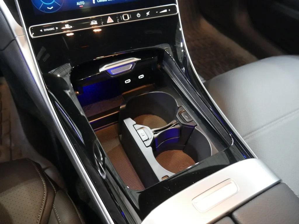 New 2026 Graphite Grey Metallic Mercedes-Benz C 300 image 45