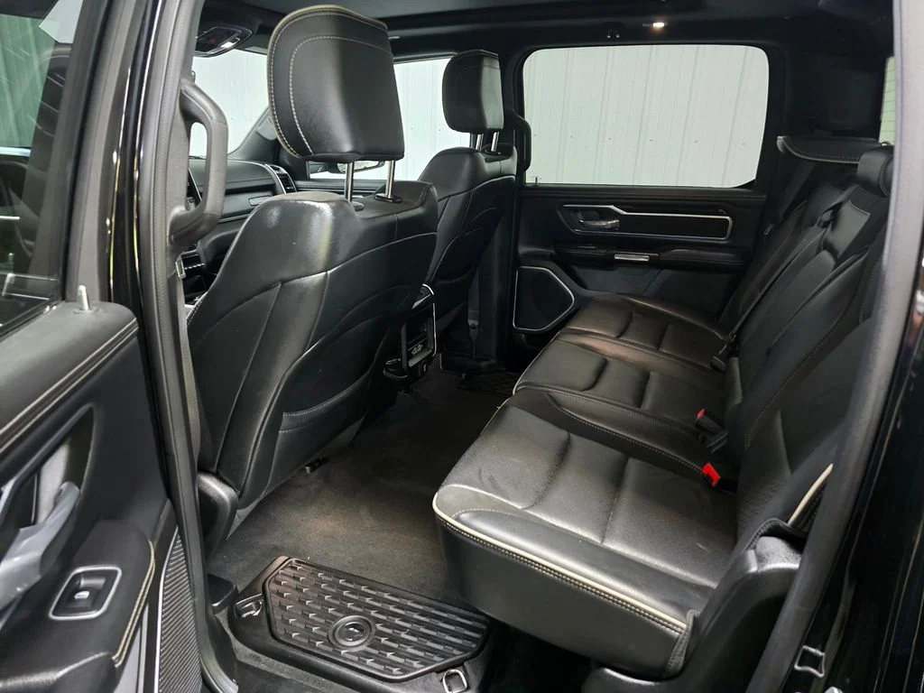 Used 2022 Black Ram Laramie image 17
