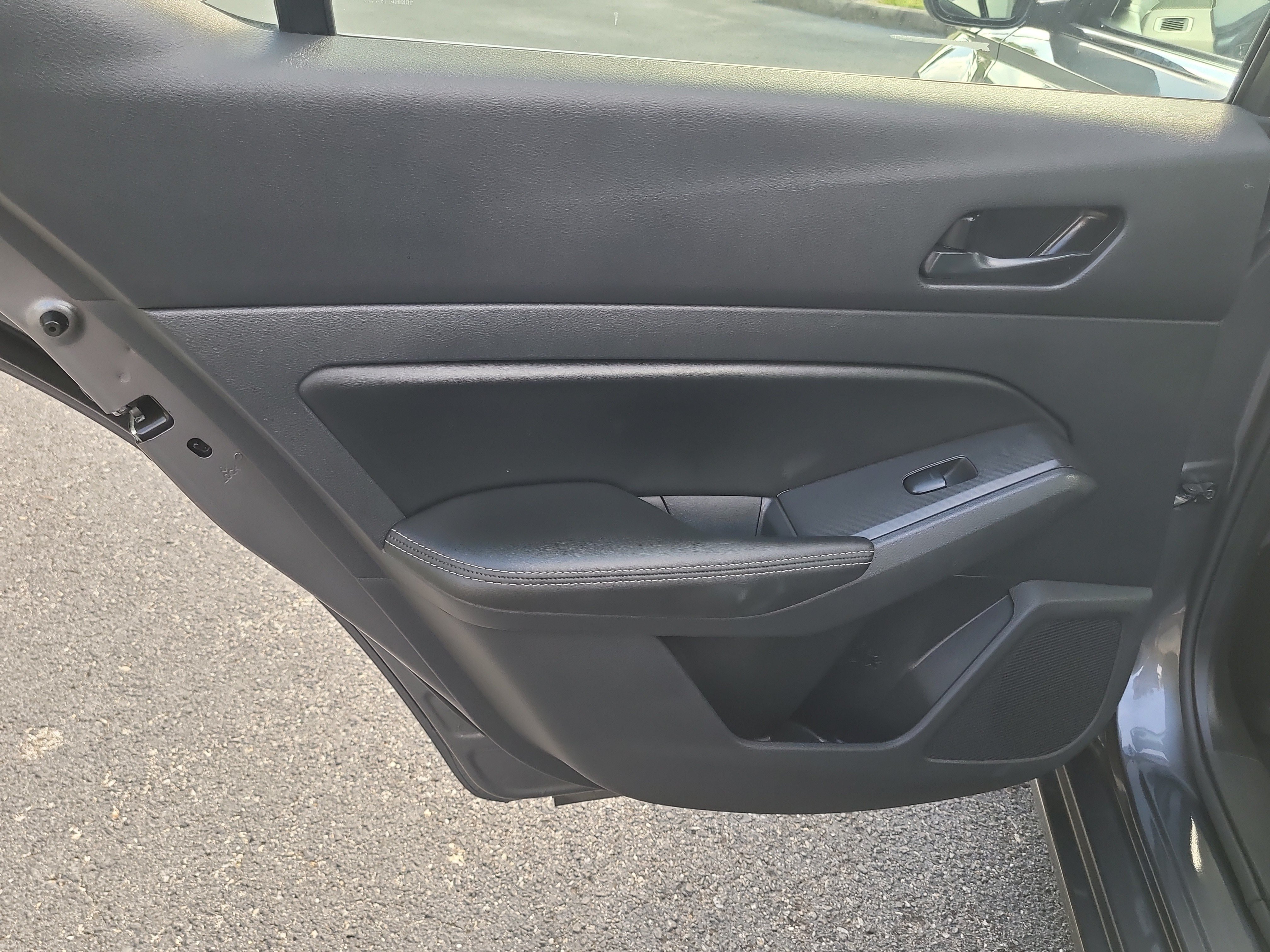 Used 2025 Gun Metallic Nissan SV image 10