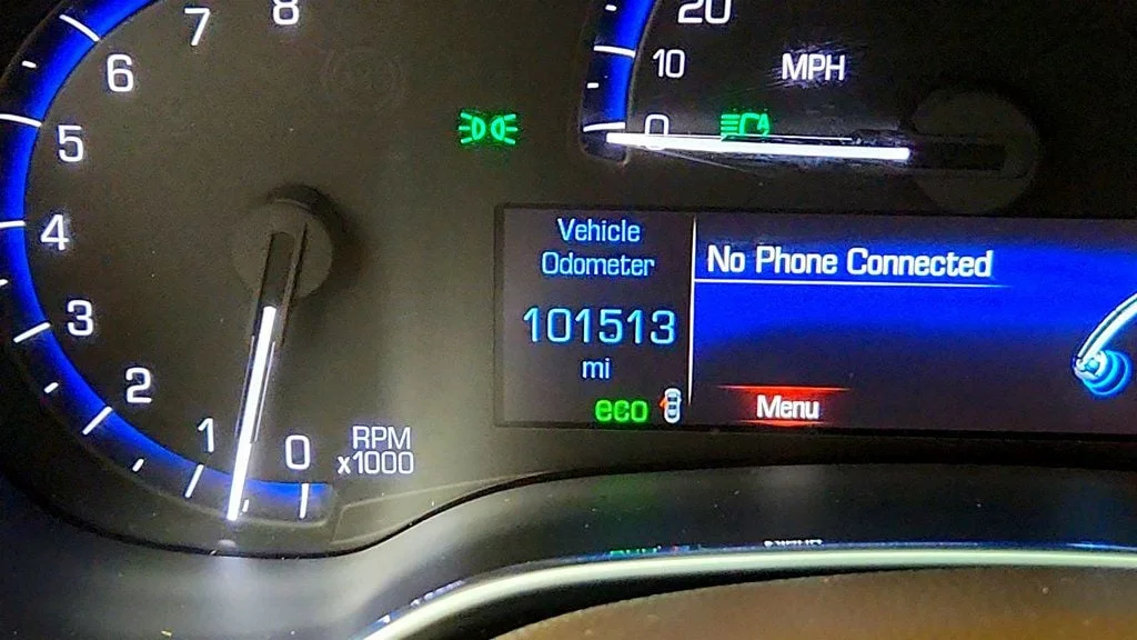 Used 2016 Platinum Ice Tricoat Cadillac FWD 4dr Luxury Collection w/ Nav & Driver Awareness Pkg image 16