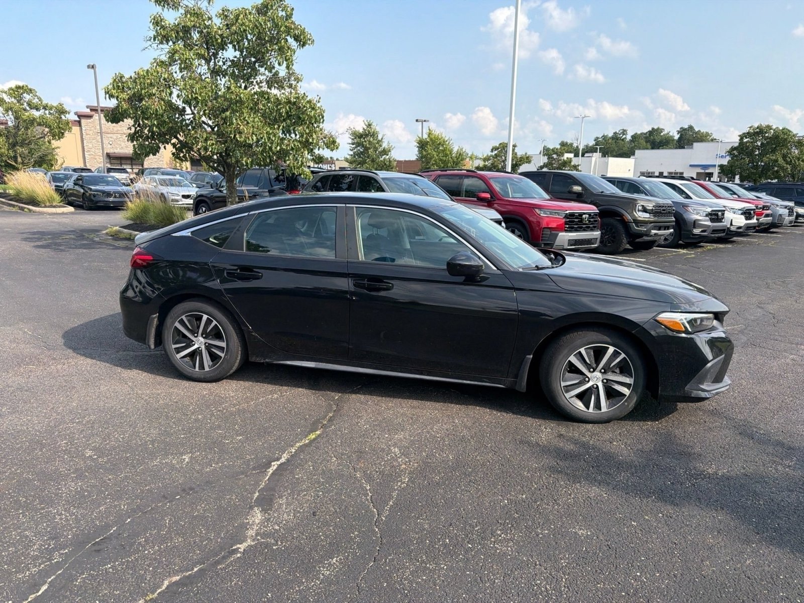Certified Used 2023 Crystal Black Pearl Honda LX image 19