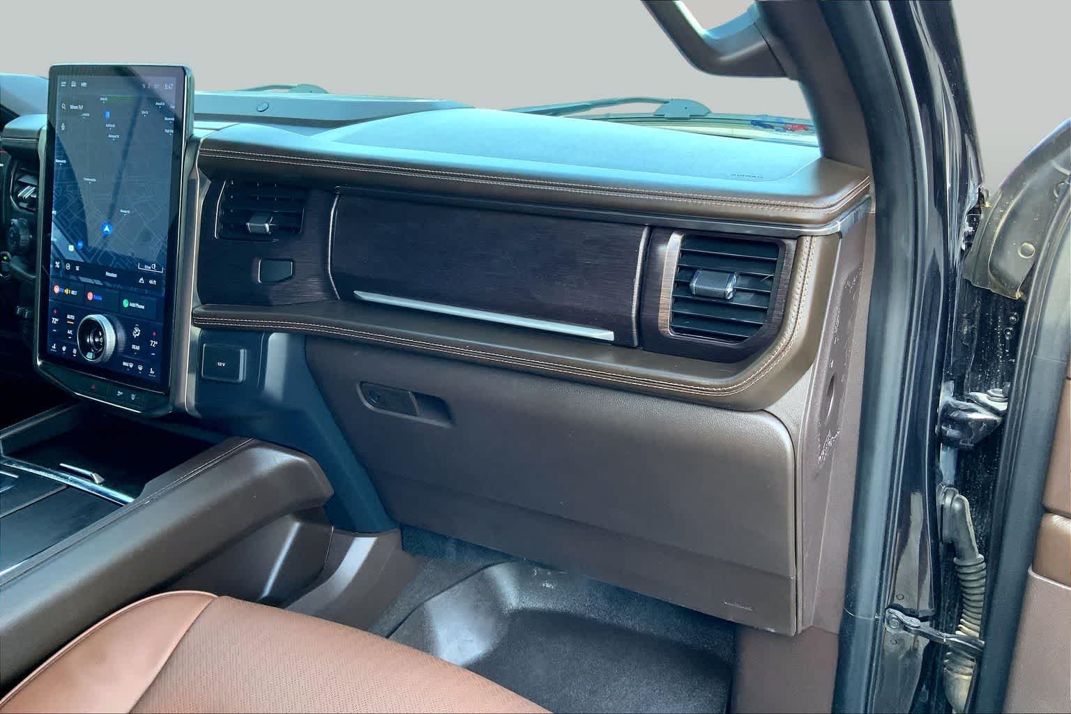 Used 2022 Agate Black Ford King Ranch image 18