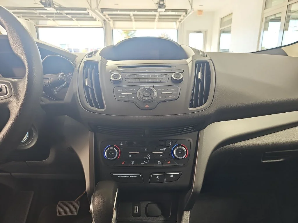 Used 2018 Black Ford SE image 25