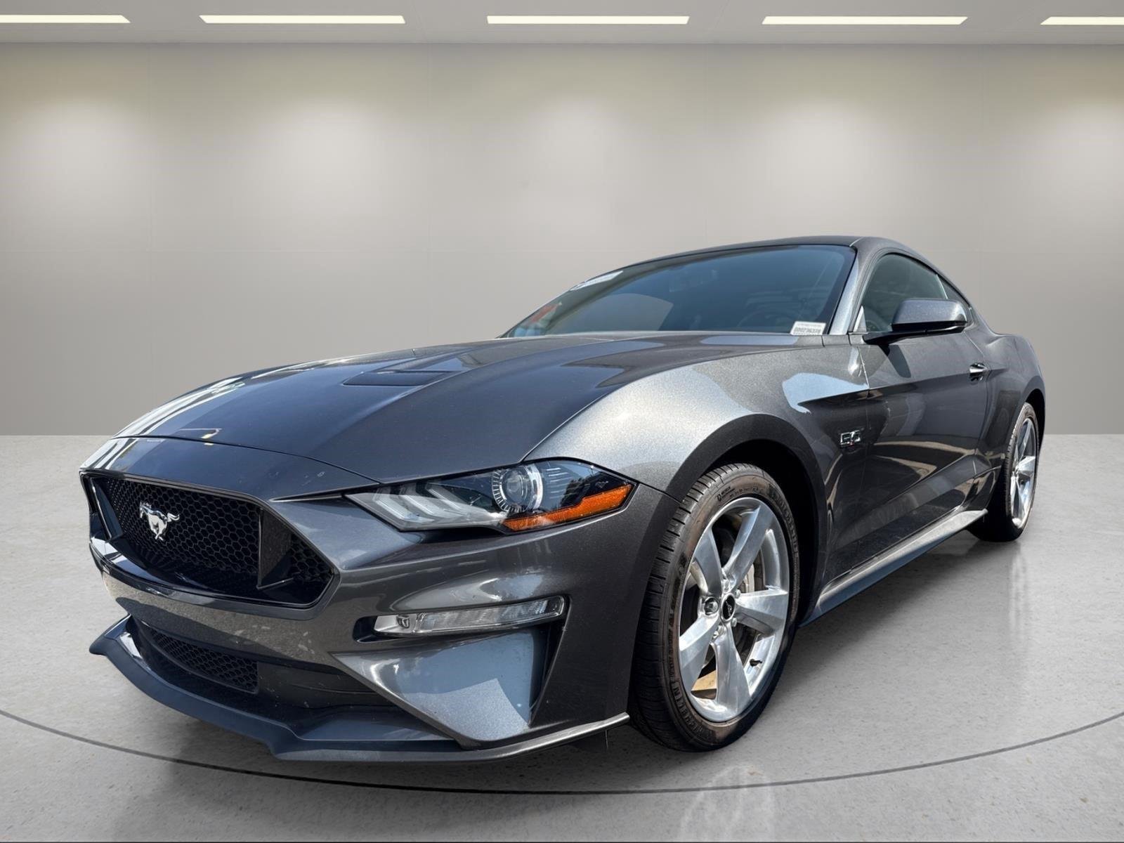 Used 2018  Ford GT Premium image 1