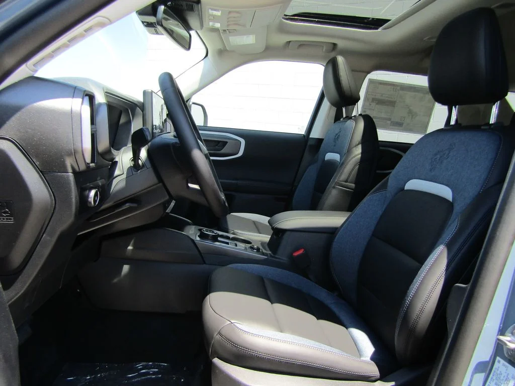 New 2026 Azure Gray Metallic Tri-Coat Ford Outer Banks® image 3
