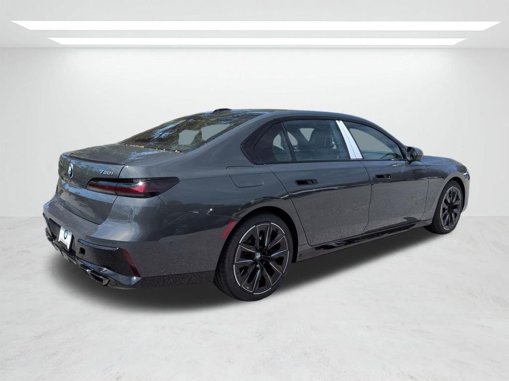 New 2026 Gray Metallic BMW 760i xDrive image 4