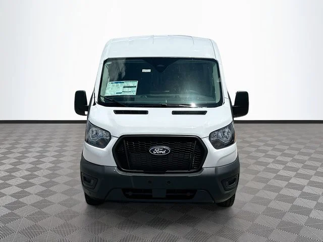 New 2026 Oxford White Ford Base image 2