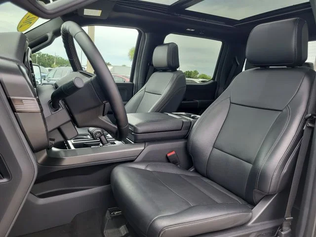 Used 2024 White Ford XLT image 19