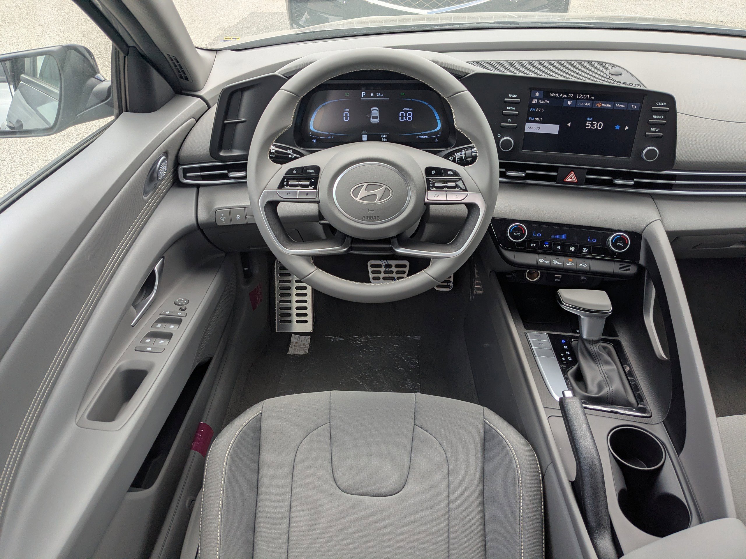 New 2025 Fluid Metal Hyundai SEL Sport image 17