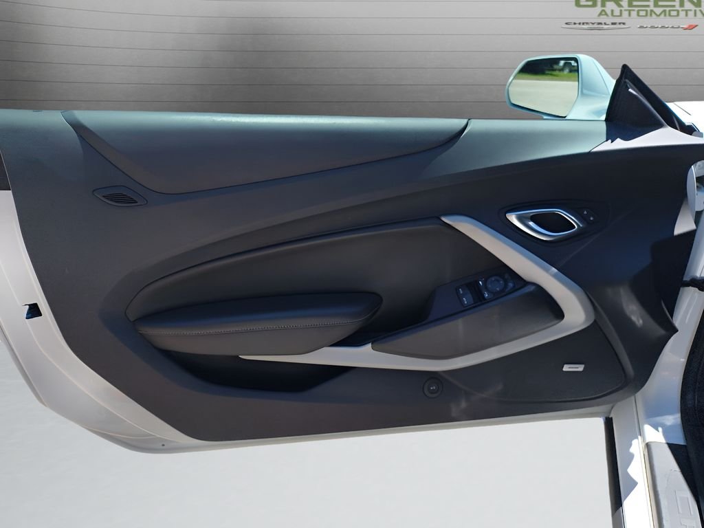 2023 Chevrolet Camaro 2LT - Photo 15
