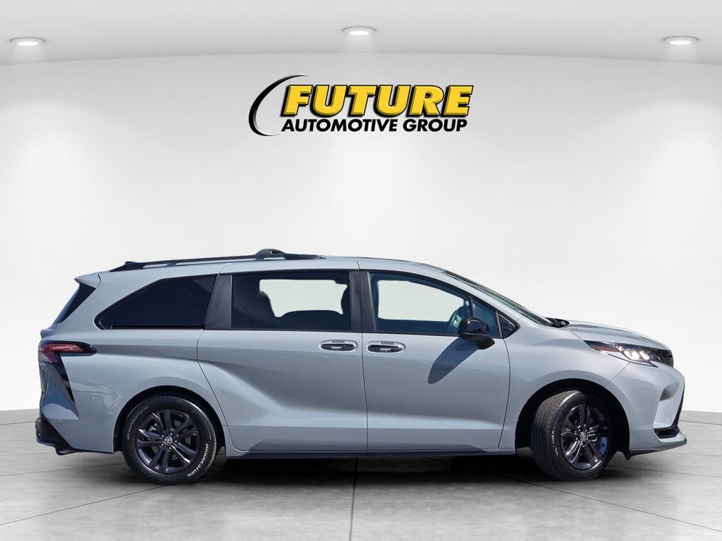 Used 2025  Toyota XSE image 3