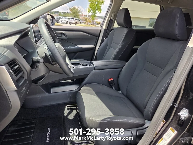 Used 2025 Super Black NISSAN AWD S image 9