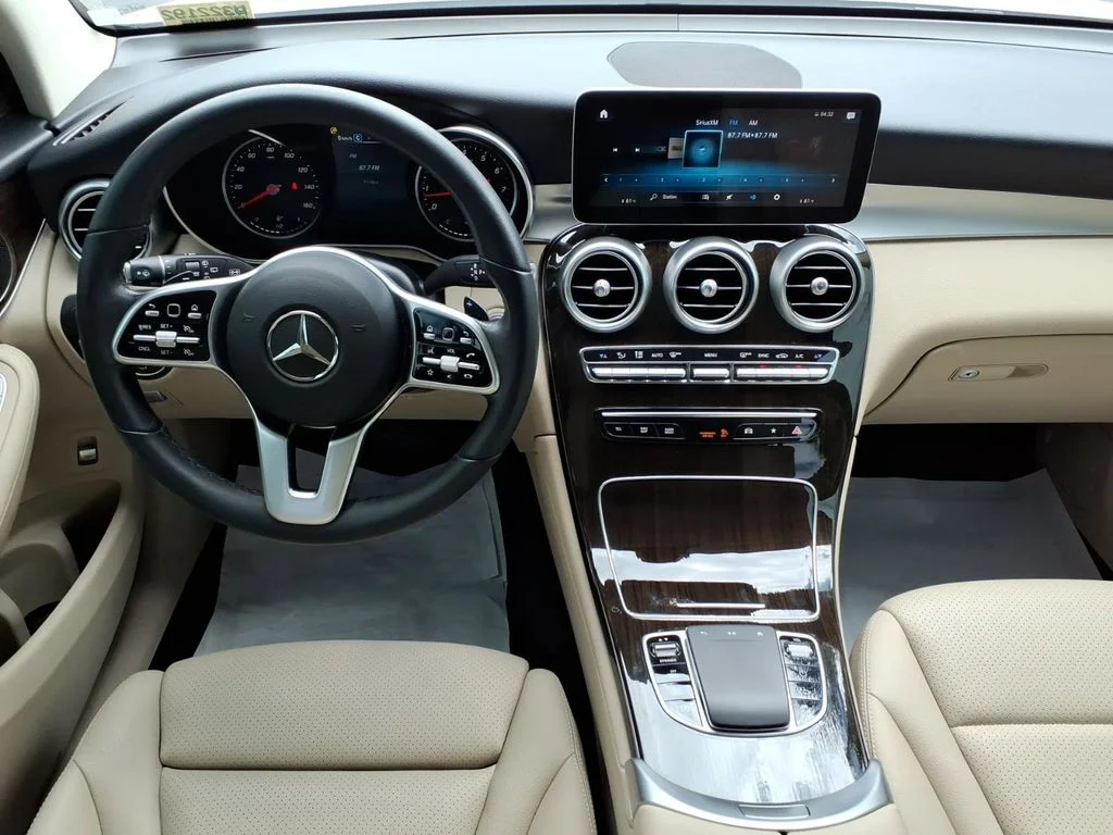 Used 2021 Polar White Mercedes-Benz GLC 300 image 15