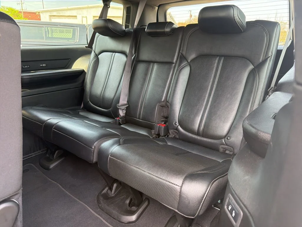 Used 2024 White Jeep Series II image 26