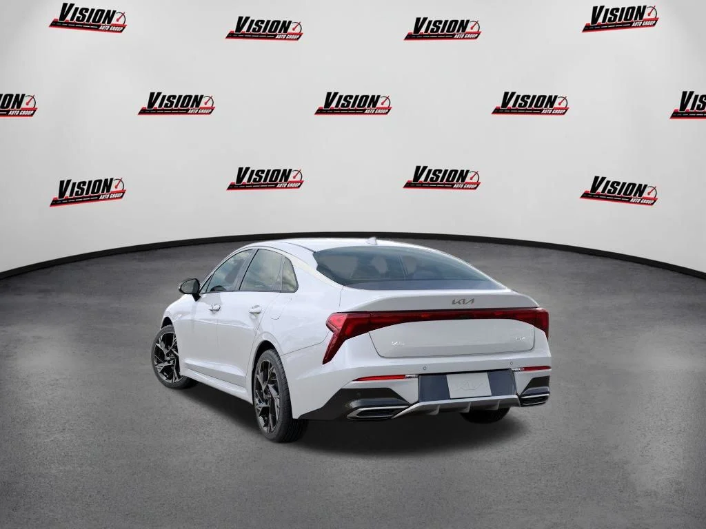 New 2026 White Kia GT-Line image 4