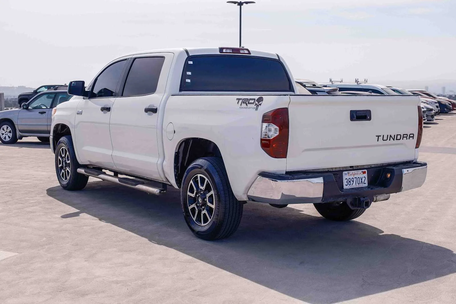 Used 2017 Super White Toyota SR5 image 6