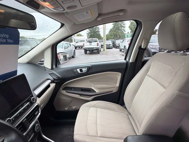 Used 2019 Silver Metallic Ford  image 31