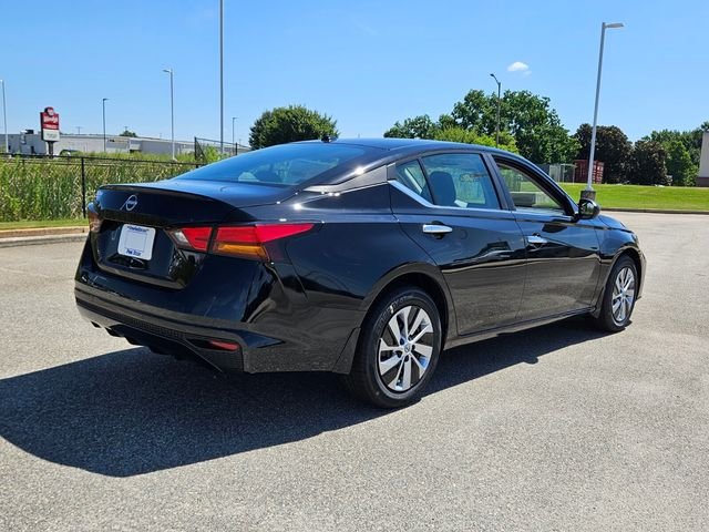 Used 2025 Black Nissan 2.5 S image 12