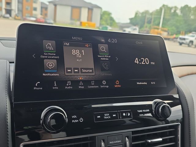 Used 2023 Gun Metallic Nissan SL image 23