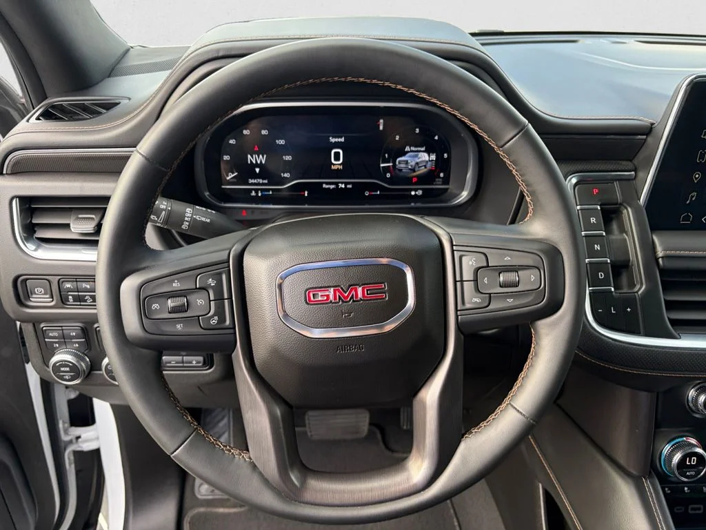 2023 GMC Yukon AT4 - Photo 11