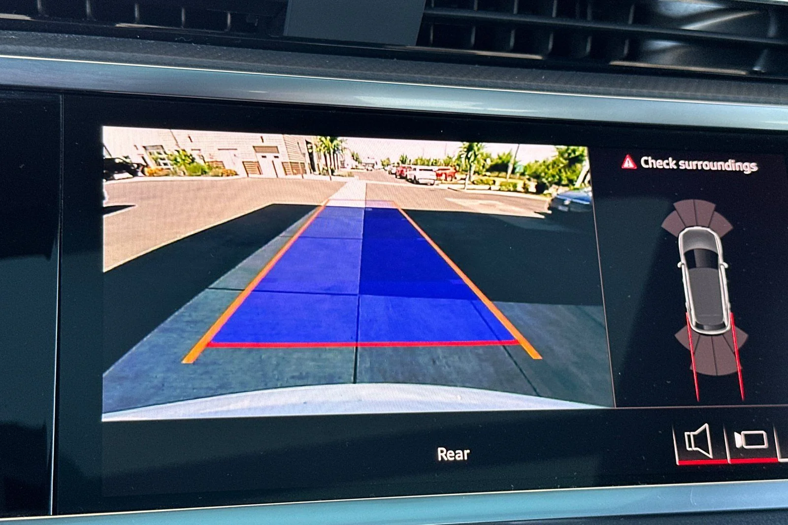 Used 2025  Audi Premium image 21