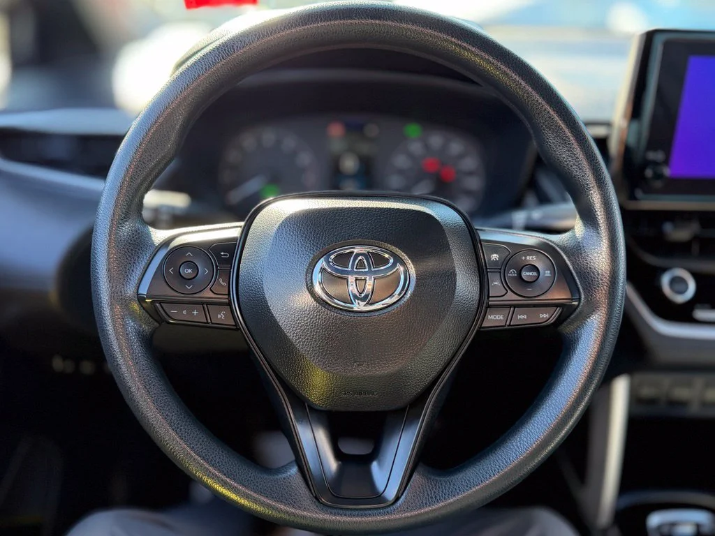 Used 2024  Toyota Hybrid S image 9