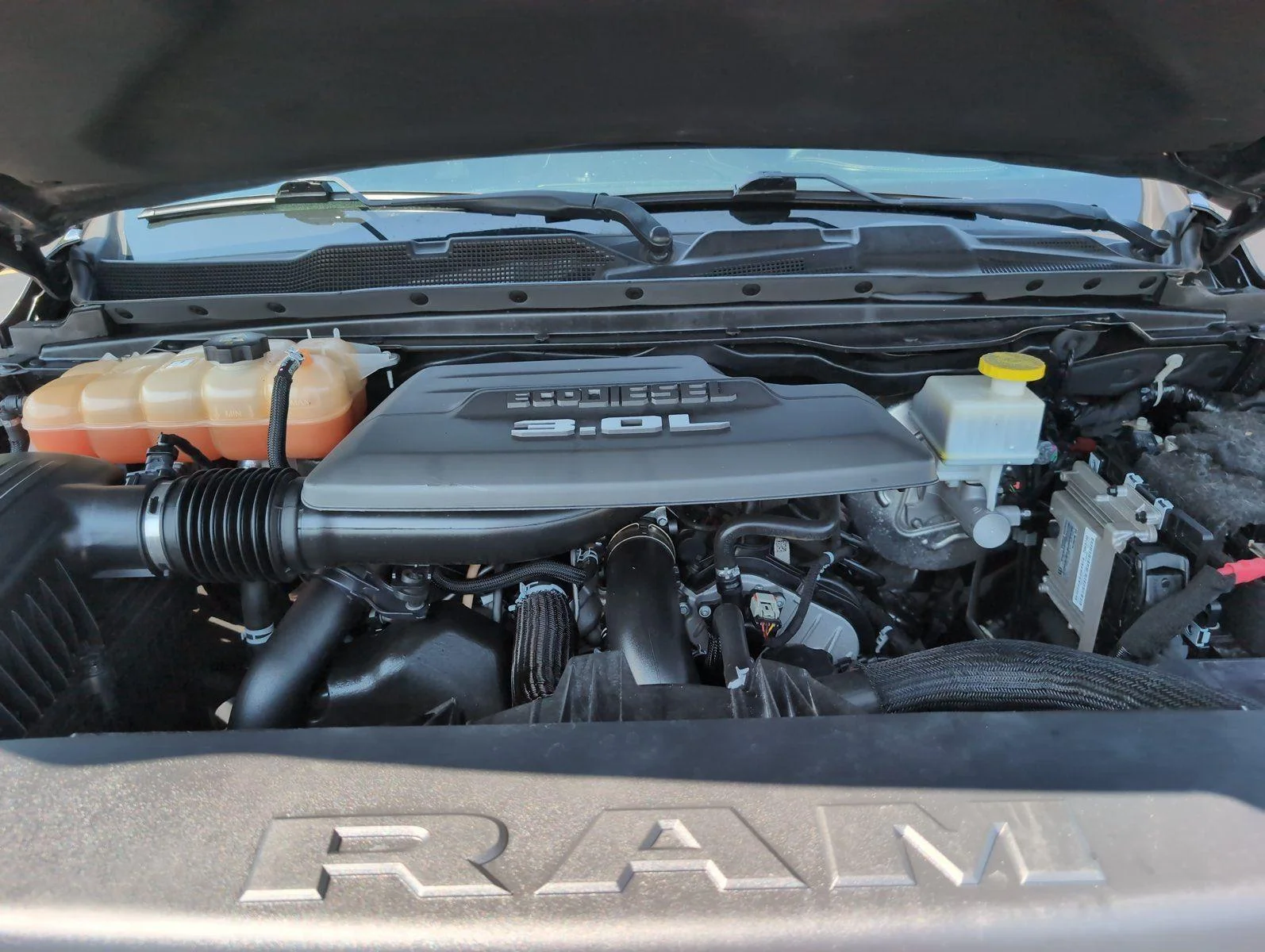 Used 2020 Granite Crystal Metallic Clearcoat Ram Limited image 18