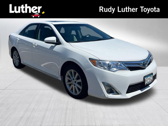 2014 Toyota Camry Hybrid XLE
