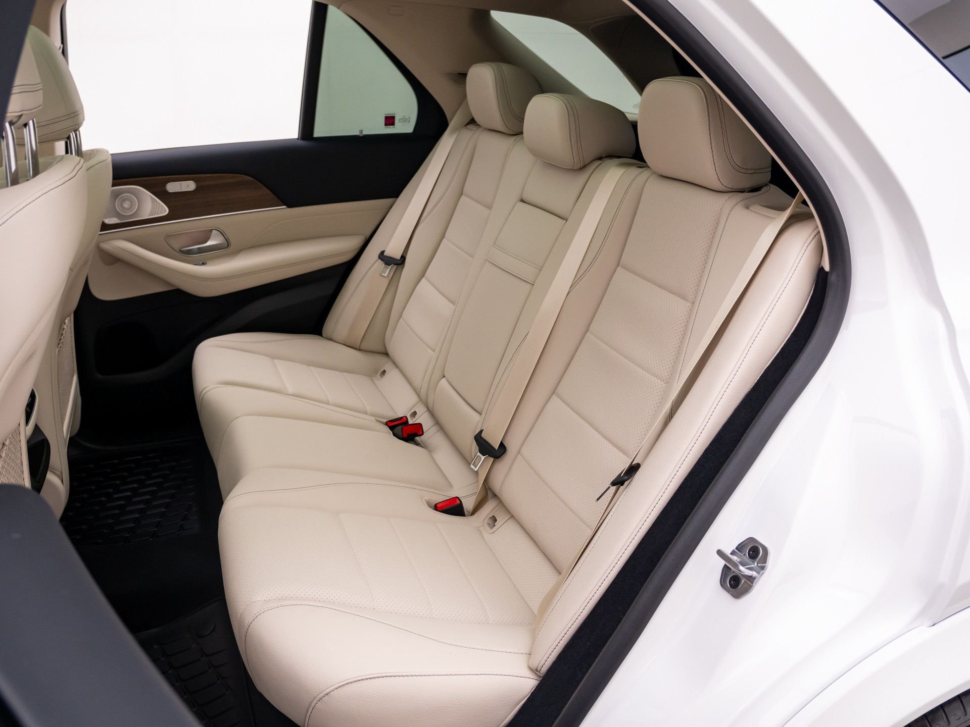 New 2026 Polar White Mercedes-Benz GLE 450 image 20