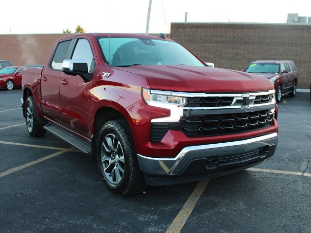 Used 2022 Cherry Red Chevrolet LT image 4