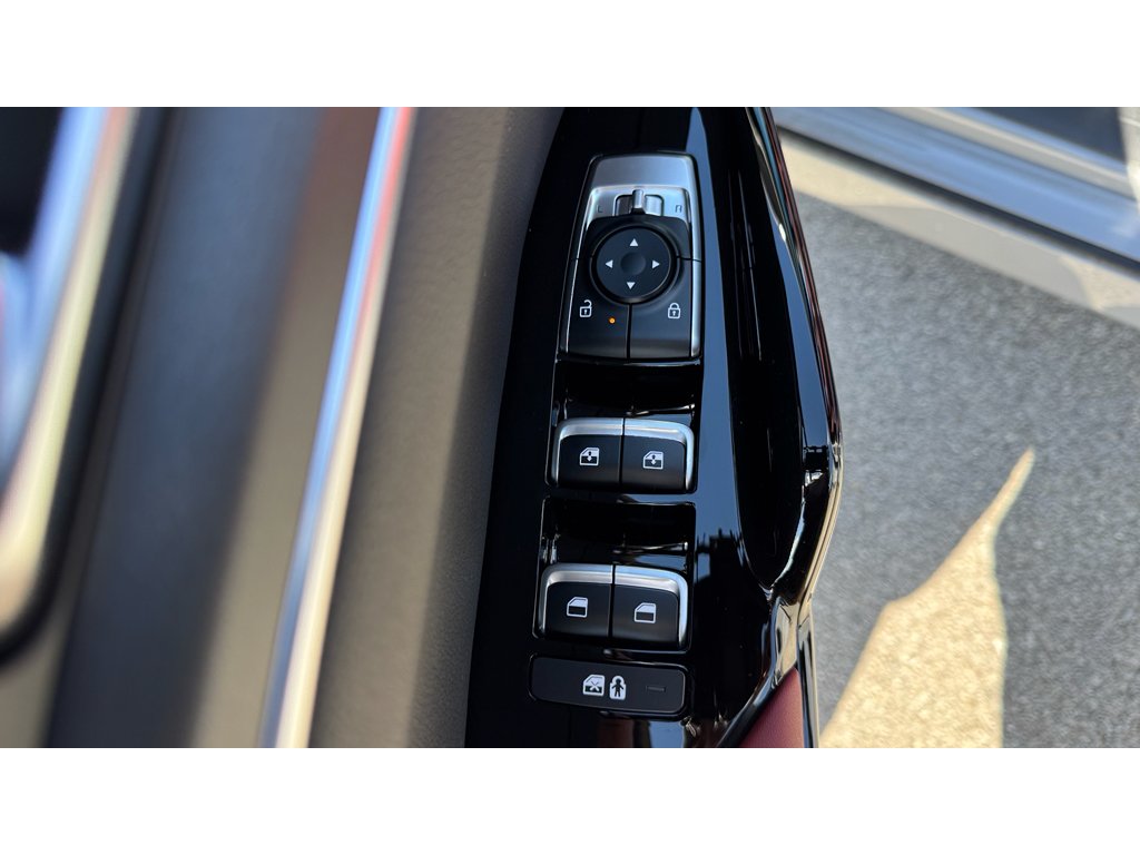 New 2026 Wolf Gray Kia GT-Line AWD image 24