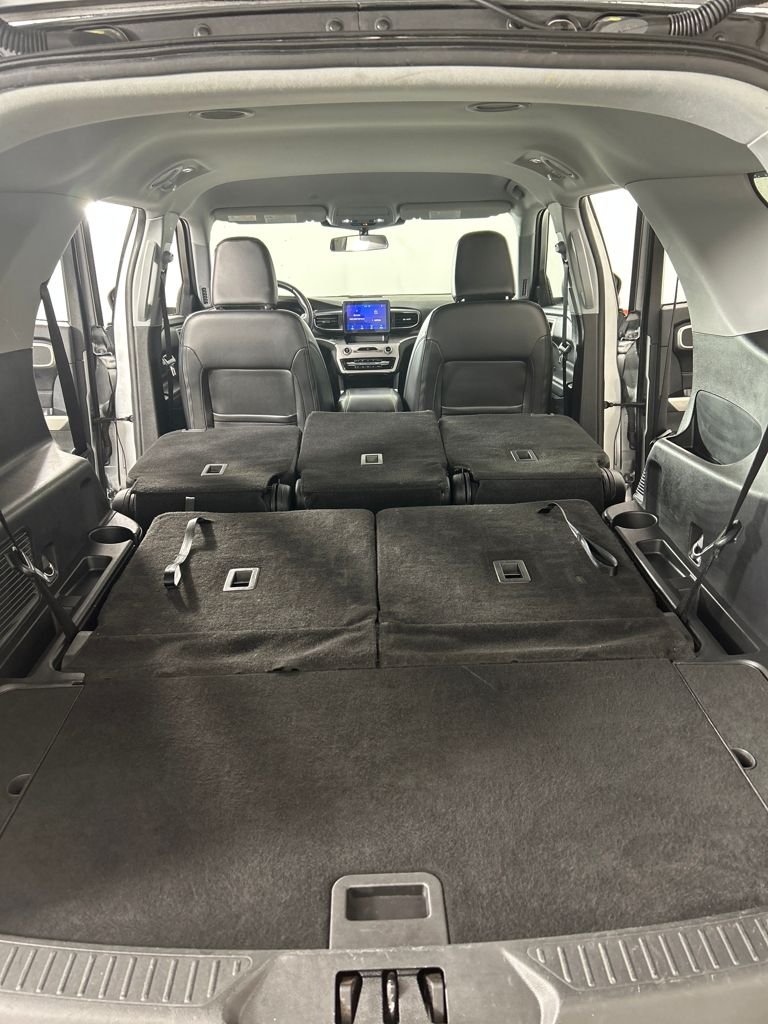 Used 2023 Silver Ford XLT image 22