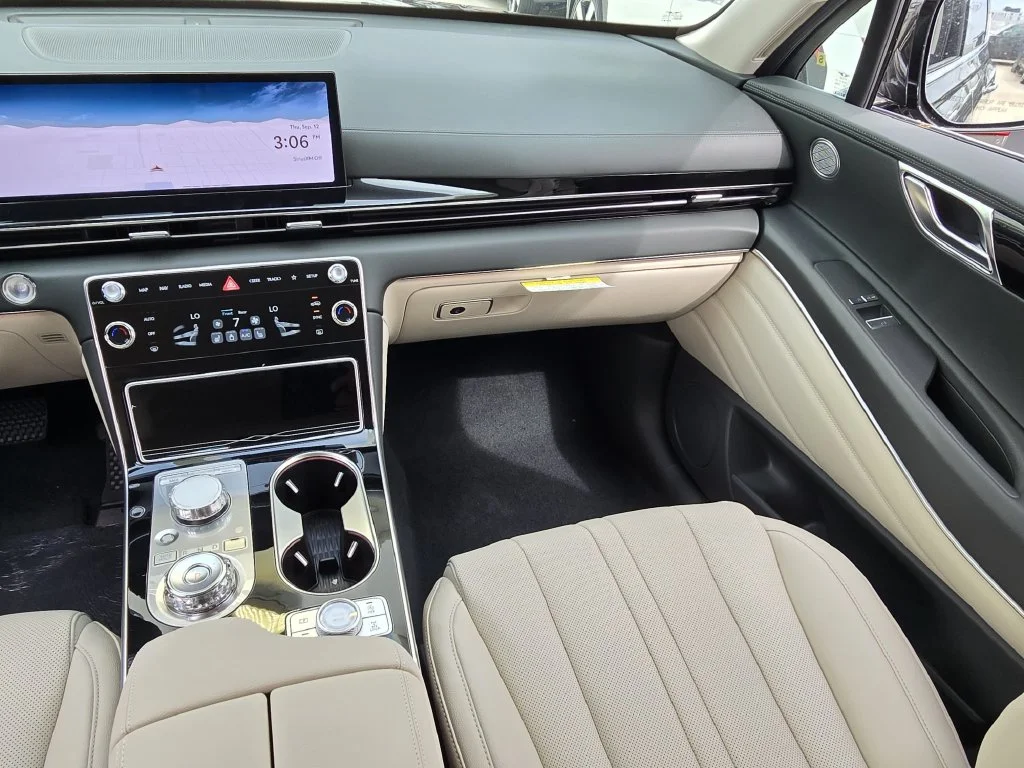 New 2027 Gray Genesis 2.5T image 8