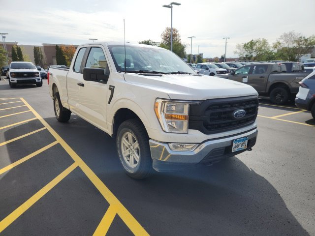 Used 2021 White Ford XL image 1