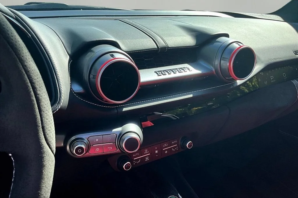 Used 2023 Nero Daytona Ferrari  image 10