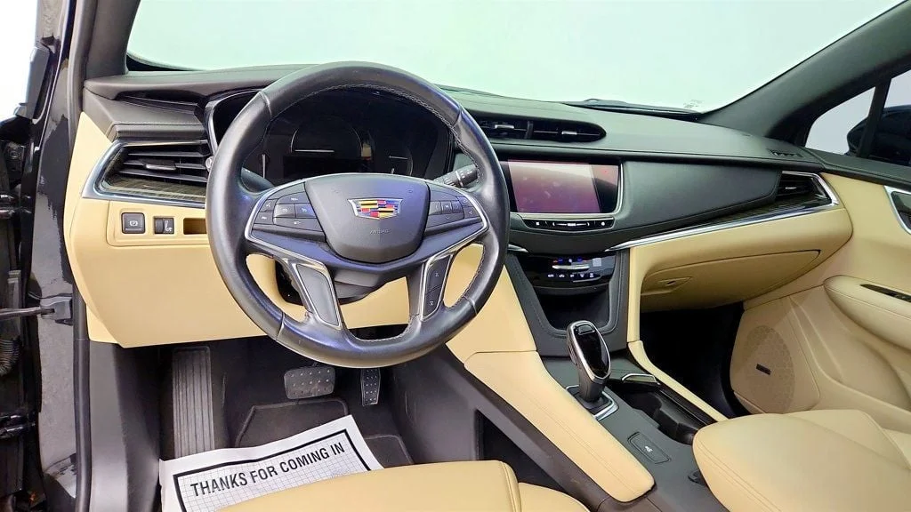 Used 2019 Stellar Black Metallic Cadillac FWD 4dr image 12