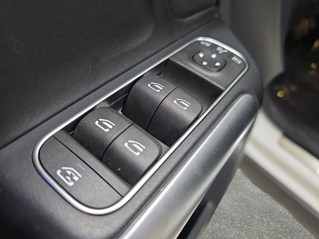 2025 Mercedes-Benz GLA GLA250 - Photo 26