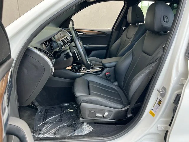 Used 2019 Alpine White BMW sDrive30i image 36