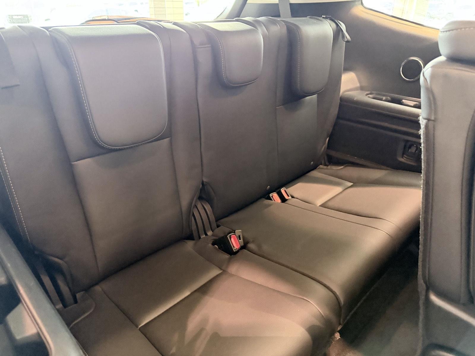 Used 2020 Magnetite Gray Metallic Subaru Limited image 29