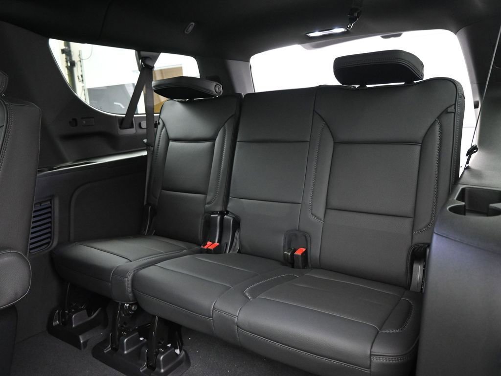 2026 GMC Yukon XL Denali - Photo 24