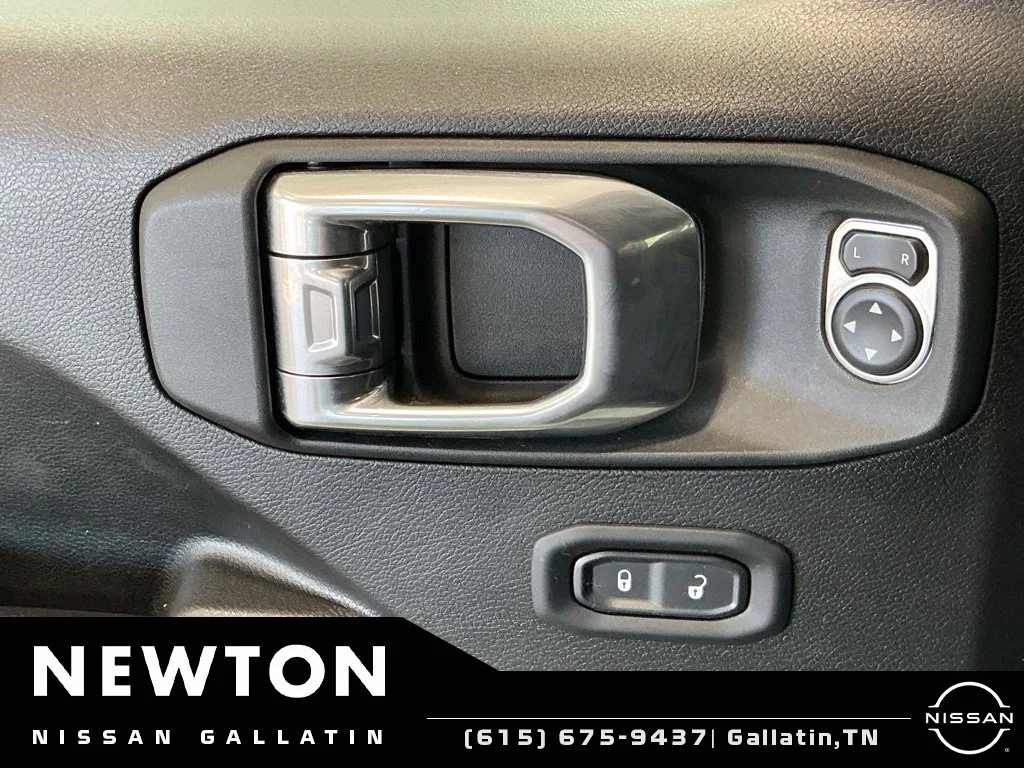 Used 2024 Earl Clearcoat Jeep Willys 4xe image 40