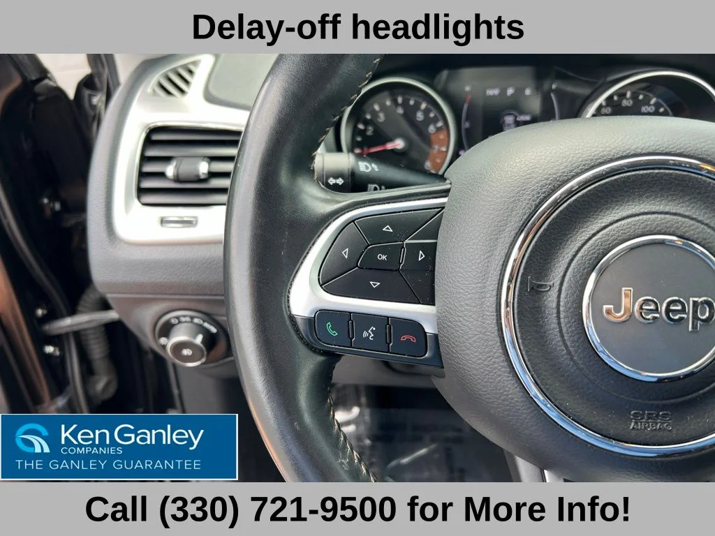 Used 2019 Black Jeep Latitude image 30