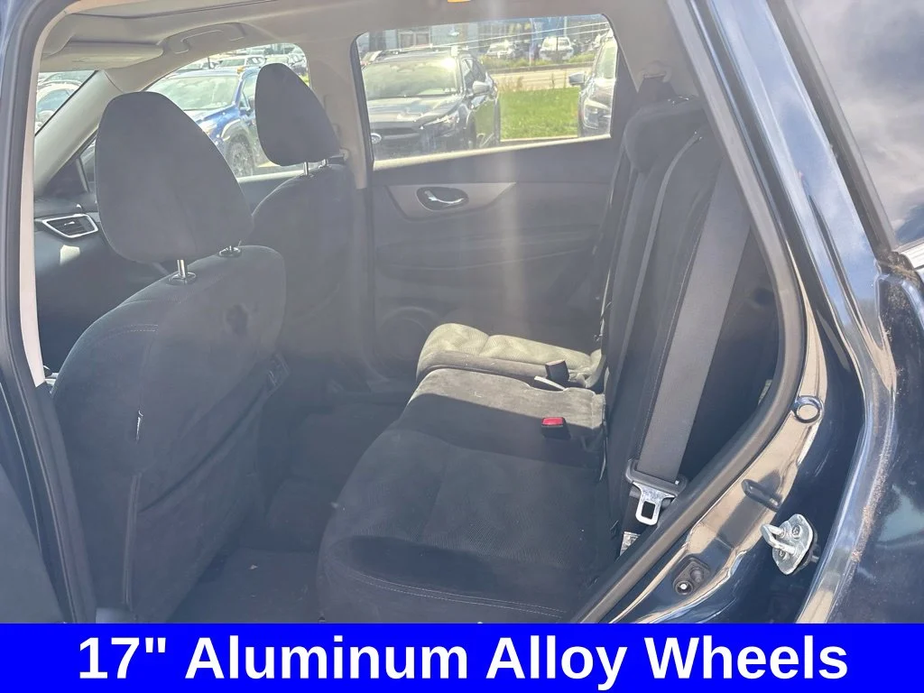 Used 2016 Blue Nissan SV image 14