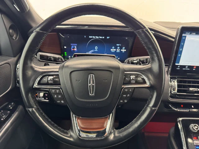 Used 2023 Starlight Gray Premium Colorant Lincoln Reserve image 26