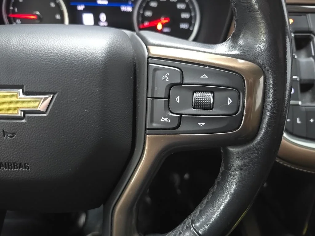 Used 2021 Black Chevrolet High Country image 21