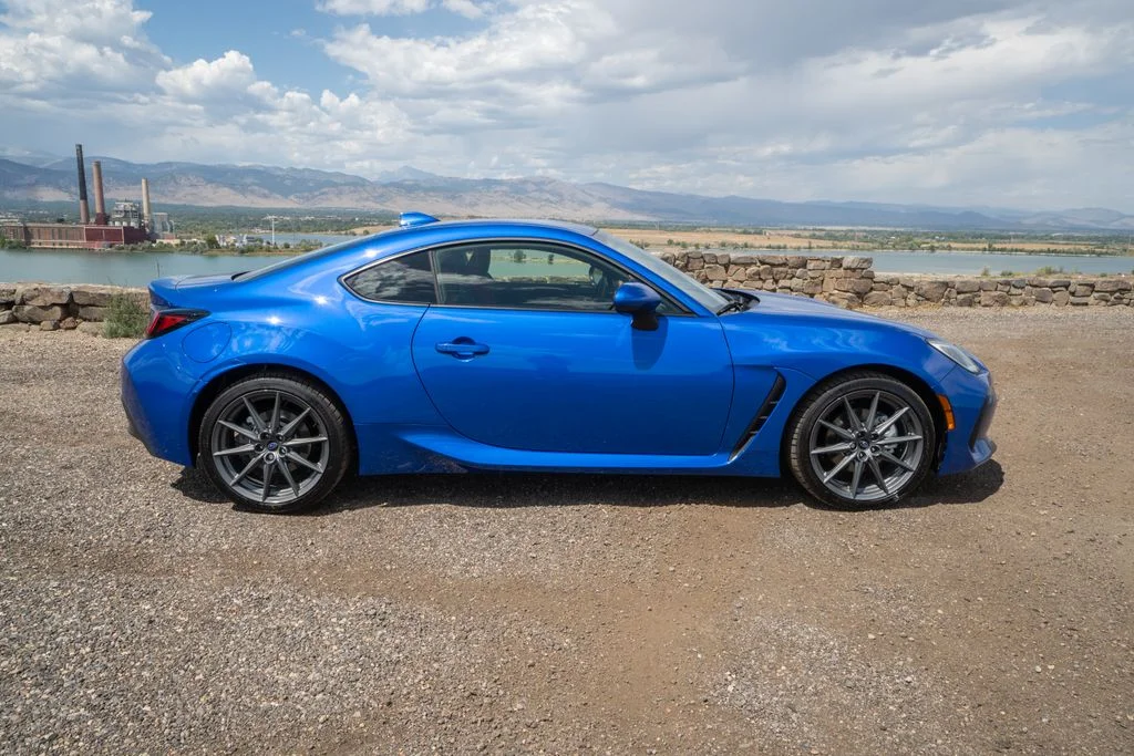 Used 2025 Blue Subaru Limited image 4