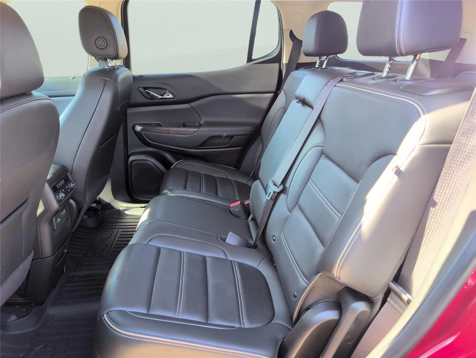 Used 2023 Volcanic Red Tintcoat GMC Denali image 32